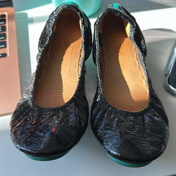 Tieks size 7 OBSIDIAN BLACK - Picture 13 of 14